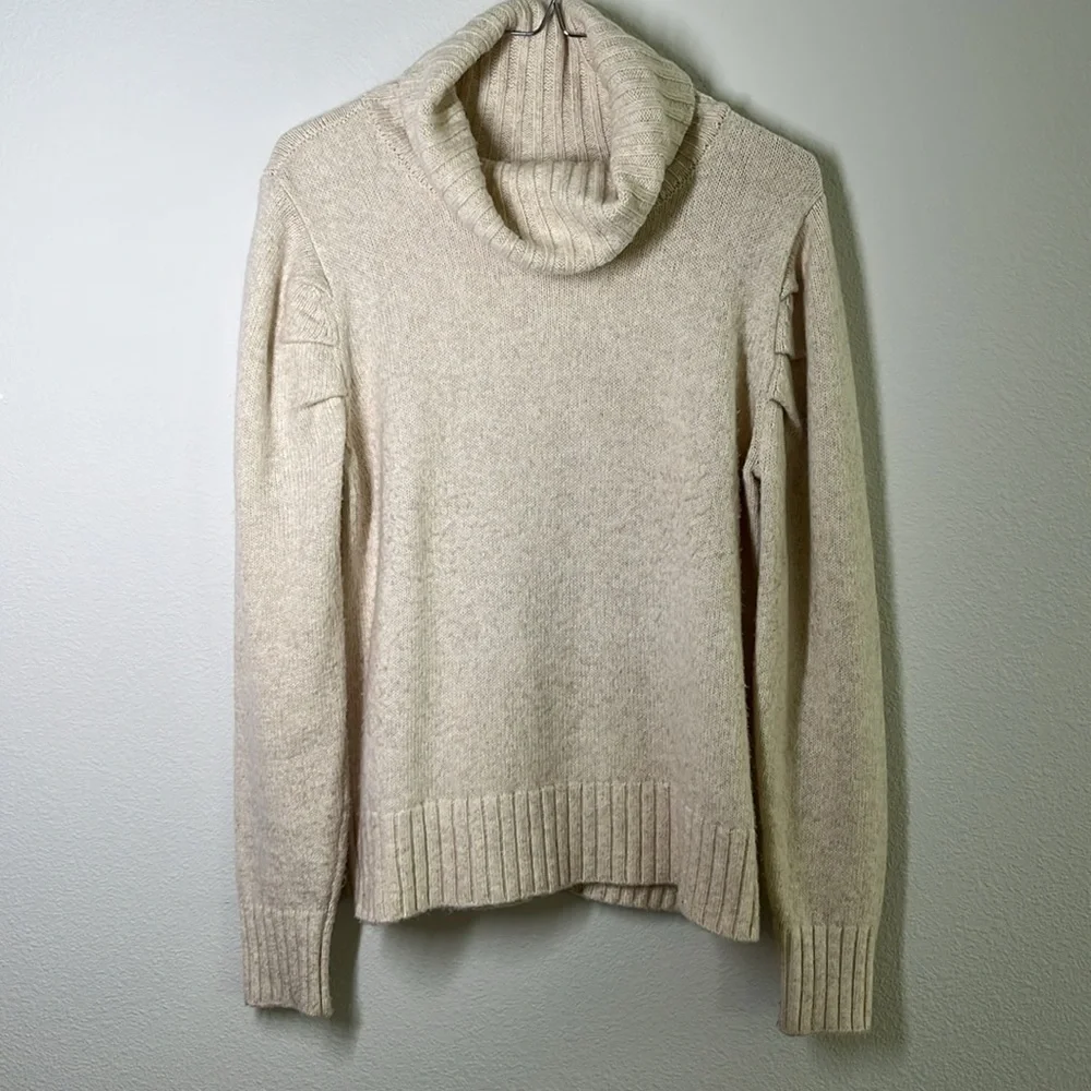 Cabi Cream Turtleneck Sweater Puff Sleeve Detail Size M